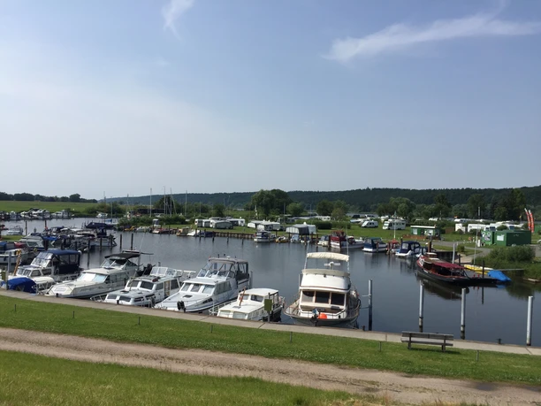Hafen Artlenburg an der Elbe©Sandy Gudde.jpg Hafen Artlenburg