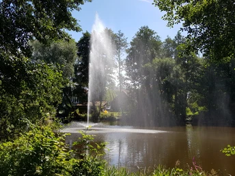 Kurpark am See 1. See Juli 2022 (2).jpg