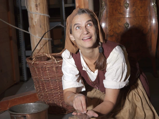 Theatertour Aschenputtel traeumt