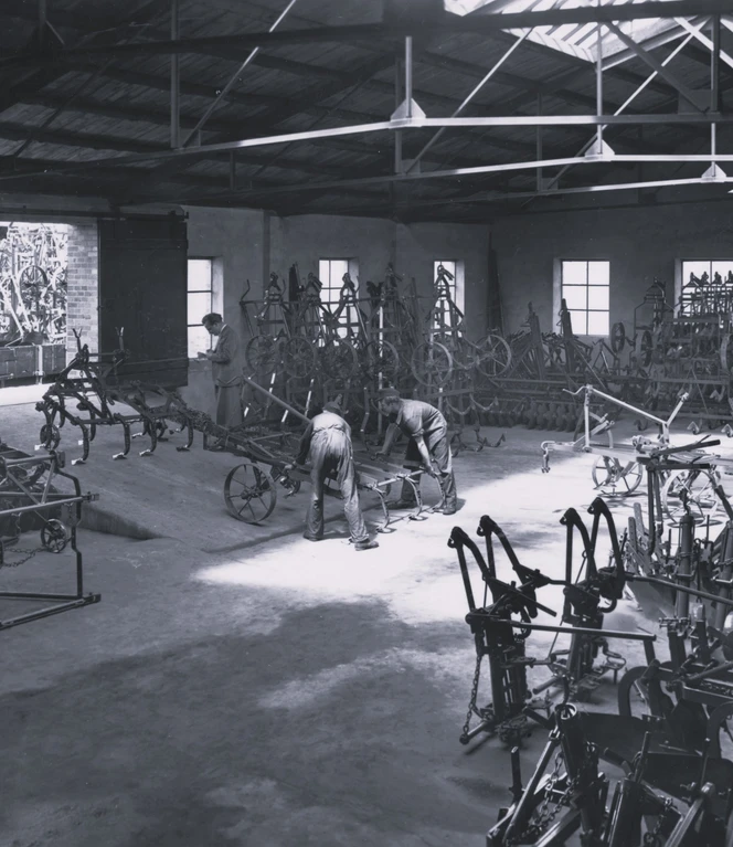 Der Emslandplan legte auch eine der Grundlagen für die Entwicklung der Firma Krone zum Landmaschinenproduzenten.jpg