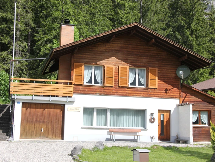 Aussenansicht Sommer