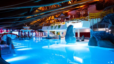 Innenbecken der Kurhessen Therme in Kassel Sie sehen das Innenbecken der Kurhessen Therme in Kassel