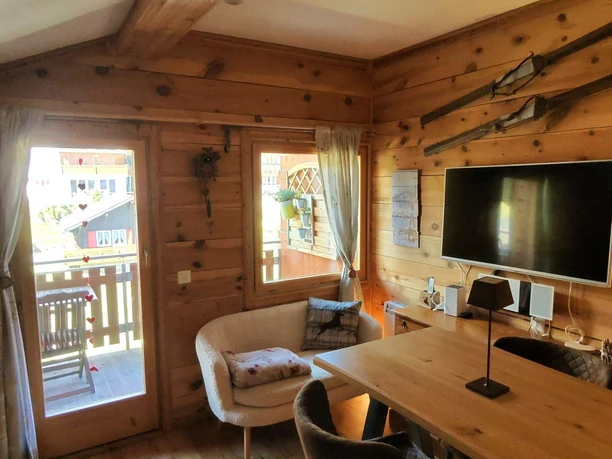 33251346-c2d1-4b79-9ffc-eb8bb4f2b7c0