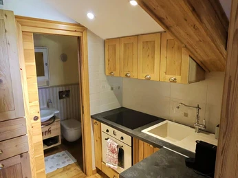 9c6ec979-26c5-4ebe-a57d-4bc064bfa0f3