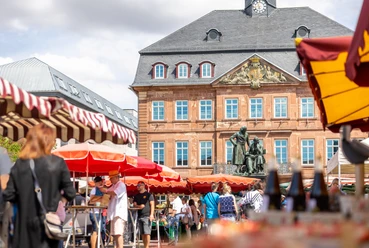 RheinMain Hanau Wochenmarkt