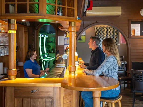 Barntrup-Alverdissen-Deutsches-Haus-Restaurant-Hermes-CC_BA-SA Teutoburger-Wald-LTM-GmbH-D-Ketz-114.jpg