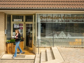 Barntrup-Sonneborn-Dorfladen-Sonneborn-CC_BA-SA Teutoburger-Wald-LTM-GmbH-D-Ketz-095.jpg