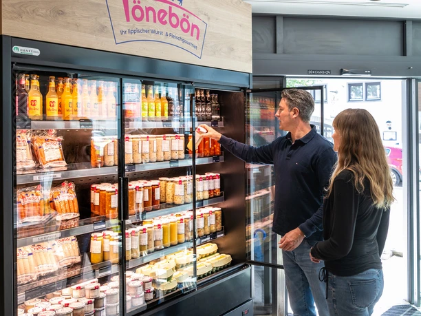 Barntrup-Fleischerei-Toeneboen-CC_BA-SA Teutoburger-Wald-LTM-GmbH-D-Ketz-040.jpg