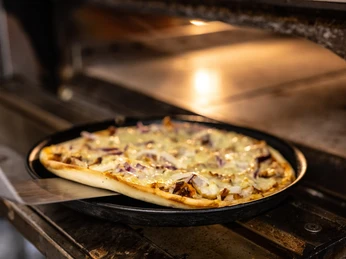 Barntrup-La-Perla-Pizzaria-CC_BA-SA Teutoburger-Wald-LTM-GmbH-D-Ketz-171.jpg