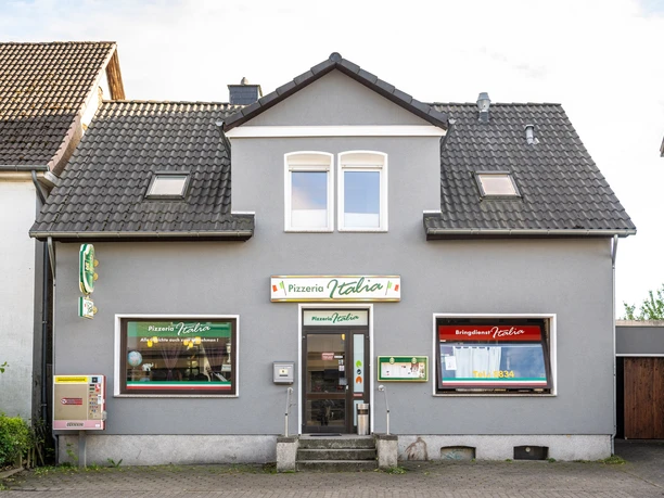 Barntrup-Pizzeria-Italia-CC_BA-SA Teutoburger-Wald-LTM-GmbH-D-Ketz-191.jpg