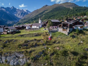 Luftseilbahn Bellwald Fürgangen (2).jpg