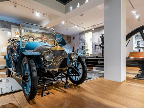 RheinMain Kreis Groß-Gerau Rüsselsheim Festung Stadt- und Industriemuseum