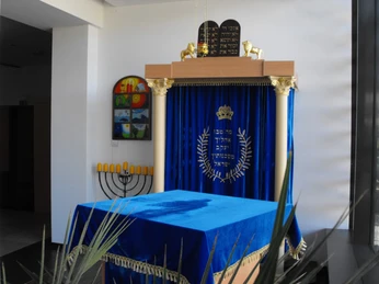 Thoraschrank in der Ausstellung in Reichenbach