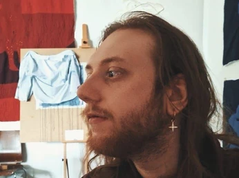 Cosma_Adrian Porträt.png