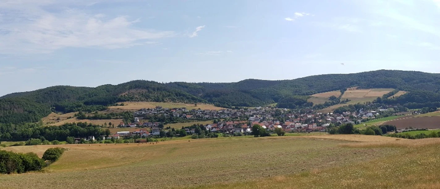 Blick auf Frankenau-Altenlotheim und den Nationalpark Kellerwald-Edersee