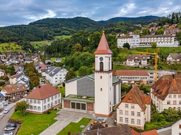 Kath. Kirche von vorne oben_neu(c) Nicolai Stotz_klein_2025