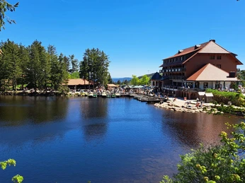 Berghotel Mummelsee_cpyright Tourist-Info. Seebach