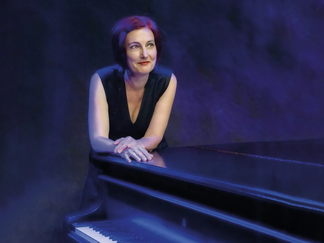 7 auf einen Streich! Pianopoesie mit Esther Hasler