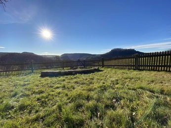 Feuerstelle mit Blick zur Festung Königstein