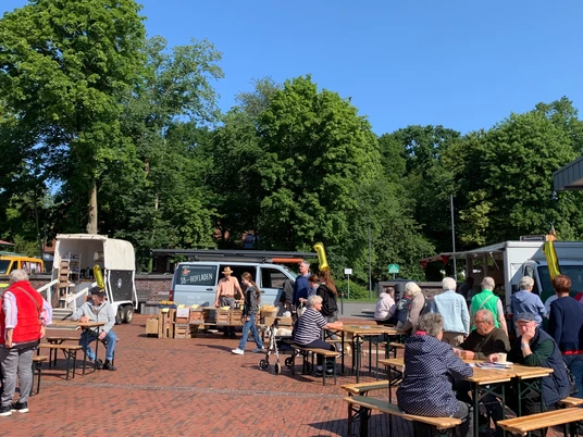Frisch - natürlich - regional - der Gnarrenburger Wochenmarkt