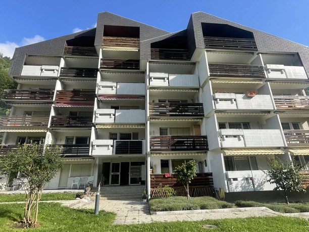 6EB16DA3-DE3D-4FA4-A9CB-7DA6A9076A34