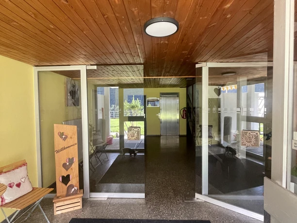 D11F50E6-BE56-40F0-9F94-B4B81FA327A2