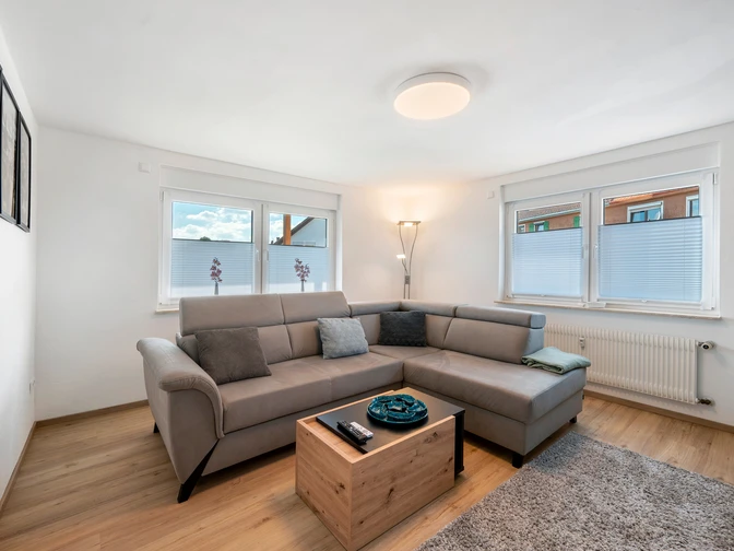 Photo, INSIDE, OUTSIDE