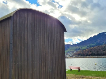 Sauna Restaurant Winkelbadi Sauna am Ufer des Vierwaldstättersees, Restaurant Winkelbadi HorwSauna on the shores of Lake Lucerne, Restaurant Winkelbadi HorwSauna au bord du lac des Quatre-Cantons, Restaurant Winkelbadi Horw