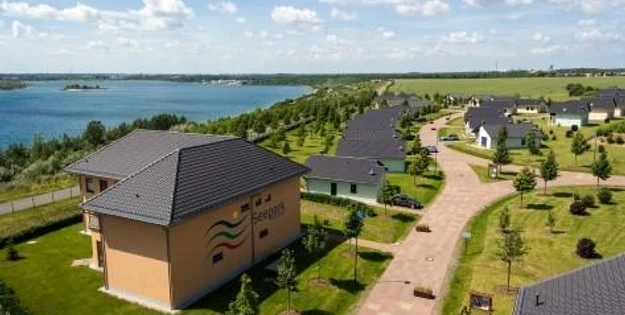 Seepark Auenhain_Blick aussen