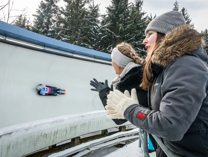 Skeleton mit Zuschauern