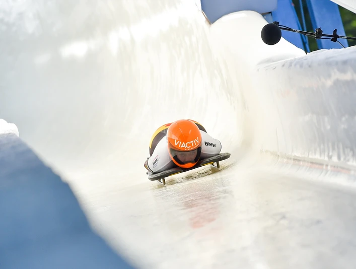 Skeleton im Eiskanal