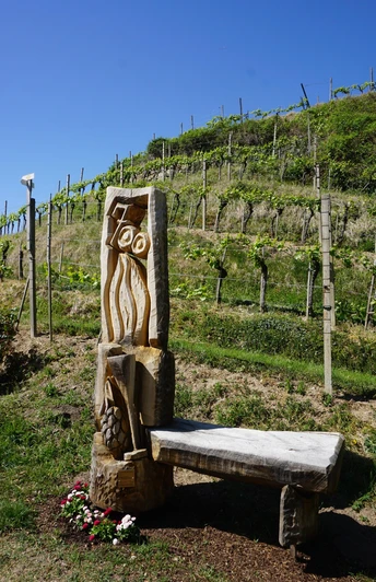 Holzschnitzerei am Rebstibbererweg