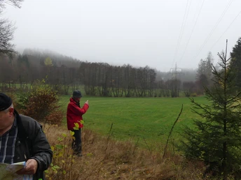 Wanderer im Sasselbachtal