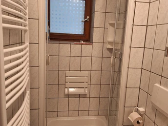 Badezimmer EG