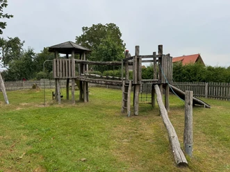 Spielplatz Hörpel.jpg