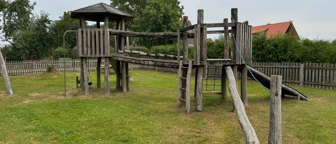 Spielplatz Hörpel.jpg