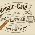 Repair Cafe.png Logo des Repair-Cafés Bispingen mit Schraubendreher, Kaffeetasse und dem Schriftzug „Mok mol trecht“