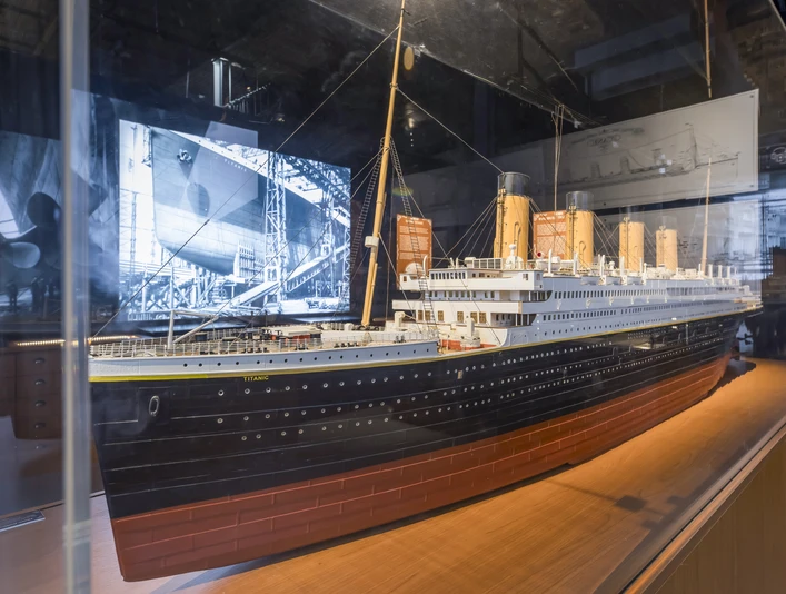 Schiffsmodell - Titanic: Eine Immersive Reise Modellnachbau des Schiffs Titanic bei der Ausstellung "Titanic: Eine Immersive Reise"