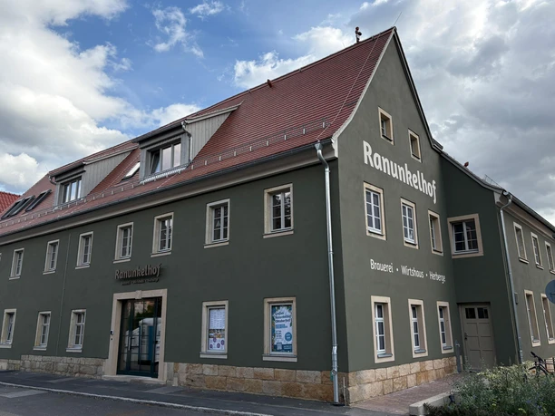 Herzlich willkommen im Ranunkelhof