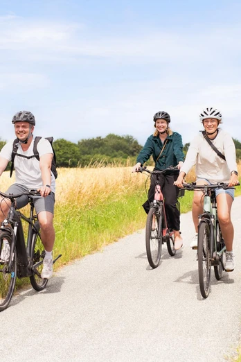 schleidoerfer_fahrradfahrer_auf_kreisbahntrasse