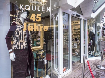 Rinteln Parfümerie Koulen Schaufenster Rinteln Parfümerie Koulen Schaufenster