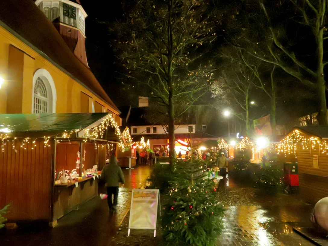 St. Liborius Weihnachtszauber in Bremervörde St. Liborius Weihnachtszauber in BremervördeSt. Liborius Christmas magic in BremervördeSt Liborius julemagi i BremervördeSt. Liborius Kerstmagie in Bremervörde