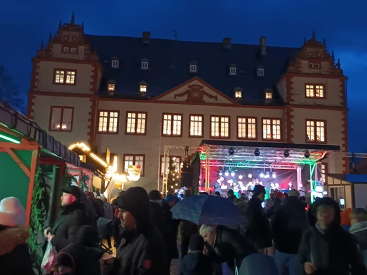 2024_Adventstreff_Schloss-Salder.jpg Adventstreff im Schloss SalderAdvent meeting at Salder CastleAdventsmøde på Salder SlotAdventsbijeenkomst in Kasteel Salder