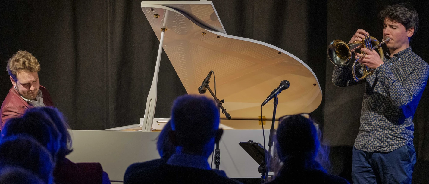 Jazz-Konzert auf Juist - Tobas Altripp & Gabriel Rosenbach.jpg Jazz-Konzert auf Juist - Tobas Altripp & Gabriel Rosenbach