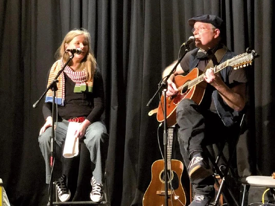 20260221_Foto 2 Künstler-Salon