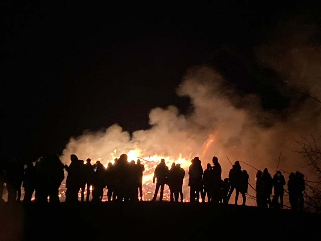 Osterfeuer auf dem Pengel