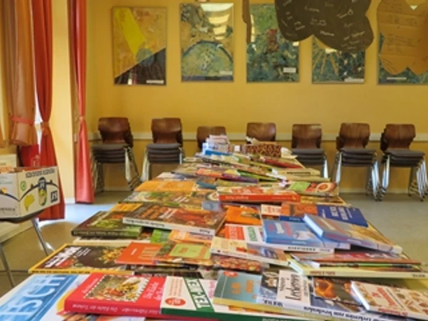 kochbuecher-d48d145b-c354-4094-8d2d-b370bf203215 web.jpg