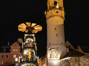 Wenzelsmarkt auf dem Kornmarkt mit Reichenturm