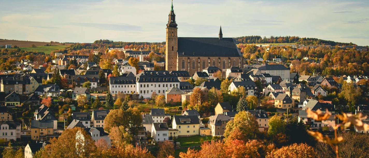 Blick auf Schneeberg im Erzgebirge