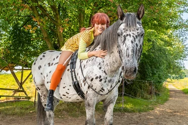 Pippi_Langstrumpf_0_Landesbuehnen-Sachsen_900x600.jpg